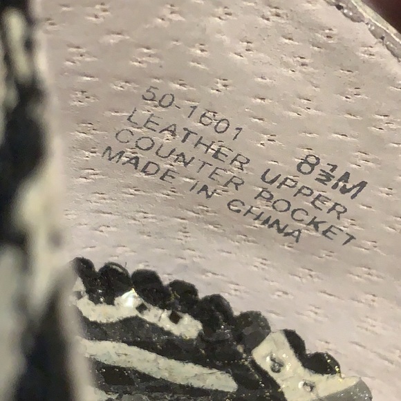 Bella Vita animal print heels. Sz 8.5 M - Picture 6 of 7